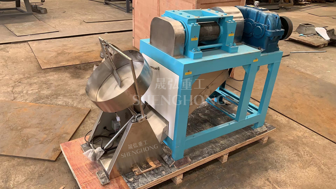 ขนาดการให้อาหาร 0.5 มิลลิเมตร ผสมปุ๋ย Granulator สําหรับปุ๋ยและแกรนูลรูปร่างโอวาล