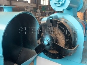 เข้าชม ยินดีต้อนรับ Round Organic Fertilizer Granulator สําหรับความสามารถในการผลิต 4-6t / h