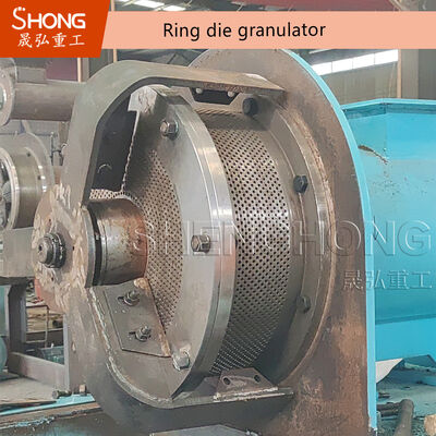 เครื่องปลูกปุ๋ยอินทรีย์แบบสองแบบที่มีพลังงาน 30kw และความจุ 4-6t / h สําหรับการผลิตเปลเล็ตที่มีประสิทธิภาพ