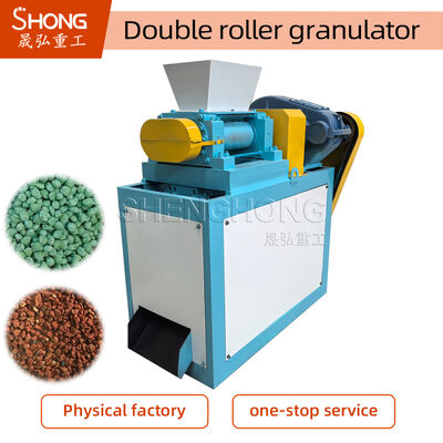 รอลเลอร์ขนาด 186 * 300 มิลลิเมตร 18.5KW แรงประกอบปุ๋ย Granulator เครื่องกับ 2% - 5% ความชื้นสําหรับการผลิตปุ๋ยที่มีประสิทธิภาพ