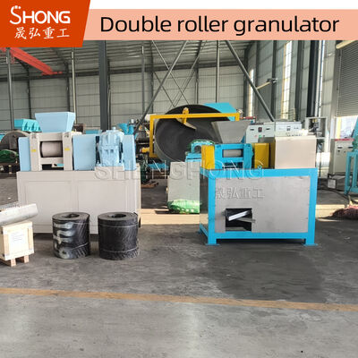 เครื่องกรองเจาะปุ๋ย extrusion double roller ที่ไม่แห้ง ความจุ 4t/h และวัสดุจากสแตนเลสคาร์บอน
