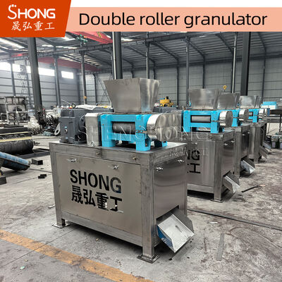 เครื่องปลูกปุ๋ยประกอบก๊าบอนสตีลพลังงาน 22kw ความจุ 2.5 - 3.5 ตันต่อชั่วโมง สําหรับการผลิตปุ๋ย NPK